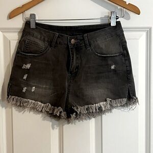 Stretchy denim shorts